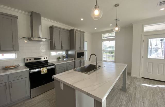 344 Heritage Blvd, #402 photos photos