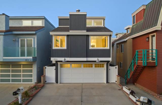 4 Bedroom + 2 Bathroom Home | Hollywood Beach | Oxnard | Unfurnished Gallery 1