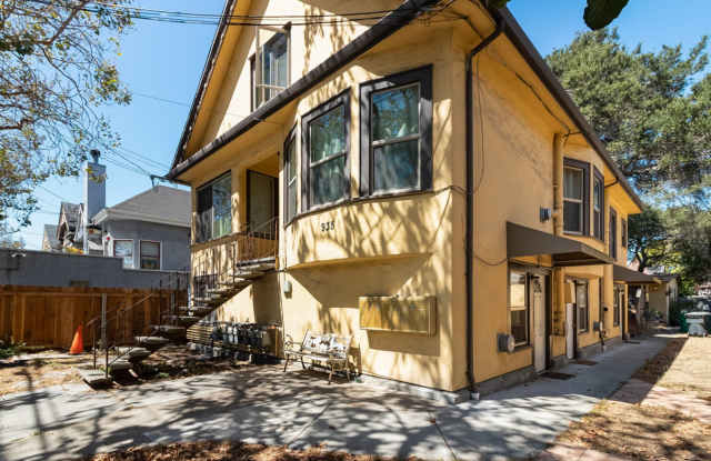 935 Central Ave #E - 1 bedroom | 1 bath | Lower unit photos photos