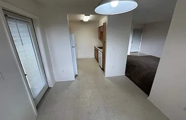 Riverton Two Apartments - Affordable Housing Gallery 3