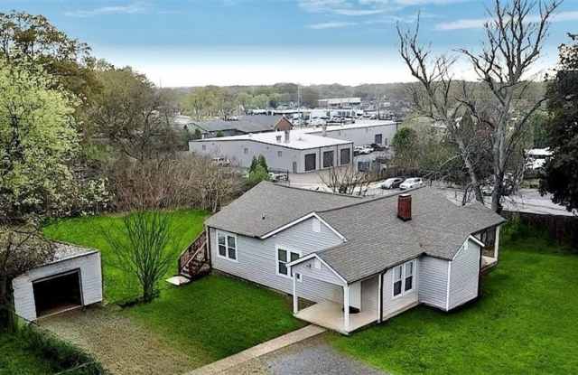 21 Forrest Lane - 21 Forrest Lane, Cartersville, GA 30121 21 Forrest Lane - 21 Forrest Lane, Cartersville, GA 30121