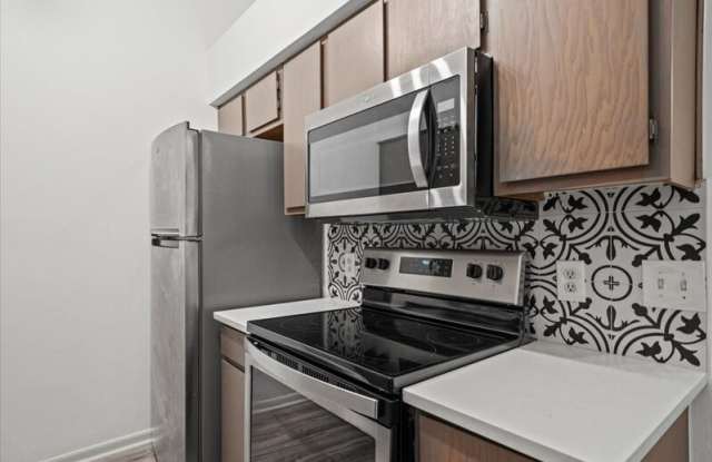 1705 Crossing Place Gallery 1