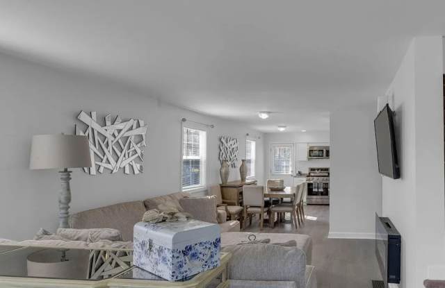 211 Johnson Avenue photos photos