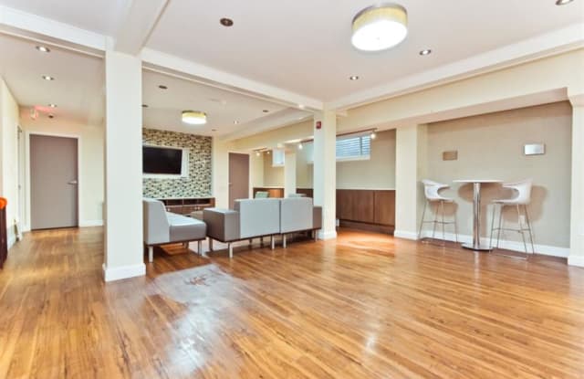 Serrano Apartments photos photos