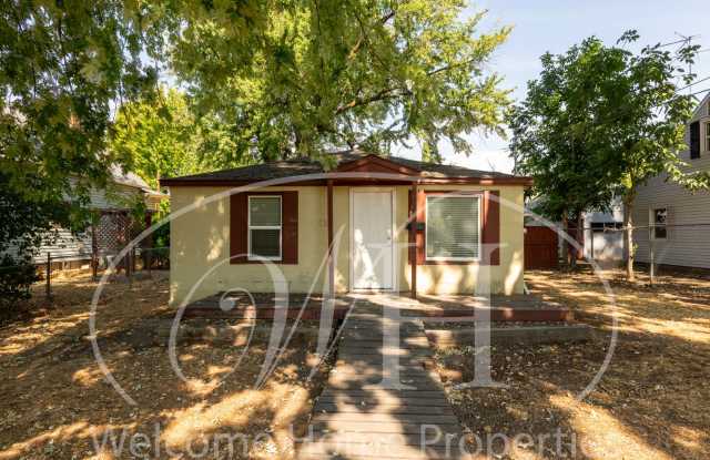 3-Bedroom Home with Fenced Yard  Off-Street Parking photos photos