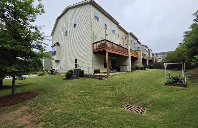 2002 Whitesmith Dr Gallery 3