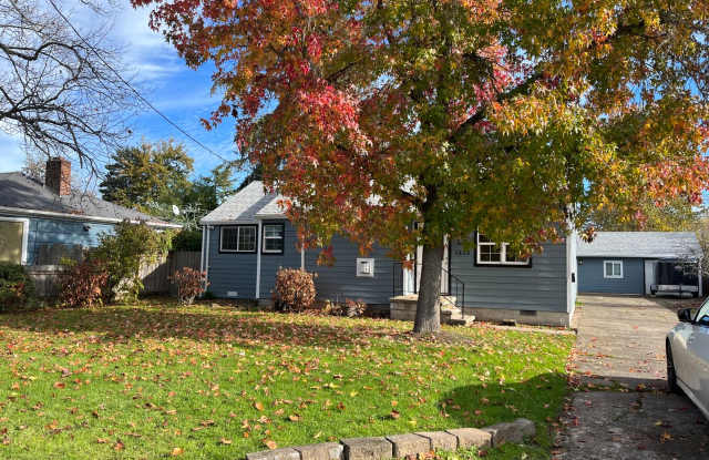 Charming Bungalow photos photos