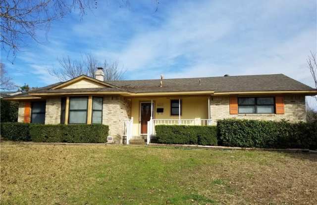 3002 Medina Drive - 3002 Medina Drive, Garland, TX 75041