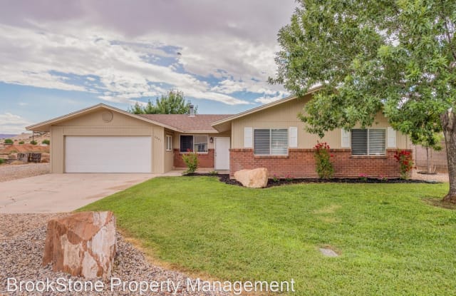 2881 Evergreen Dr - 2881 Evergreen Drive, St. George, UT 84790