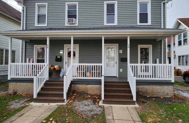 98 W Walnut Street photos photos