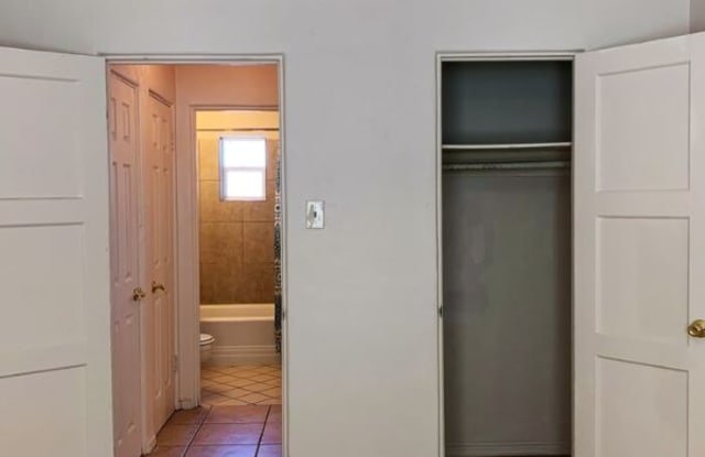 1040 N 16th St - 1040 N 16th St, Phoenix, AZ 85006