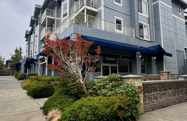 Stunning and stylish Winslow condo now available photos photos