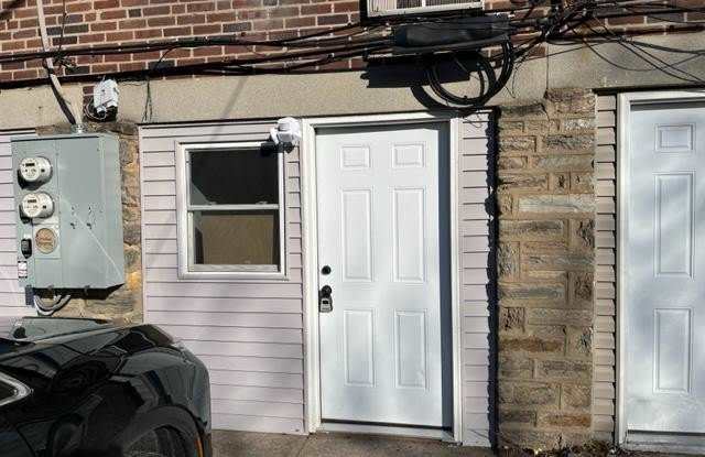 6632 N BROAD Street unit: Ground Unit photos photos