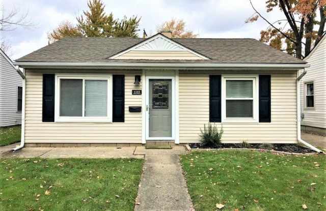 1123 E Breckenridge Street - 1123 East Breckenridge Street, Ferndale, MI 48220