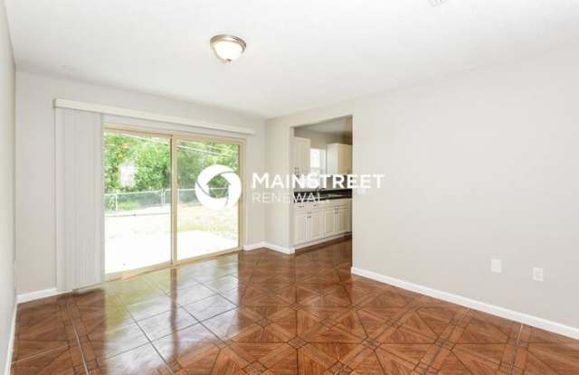 1117 North Singleton Avenue Gallery 3