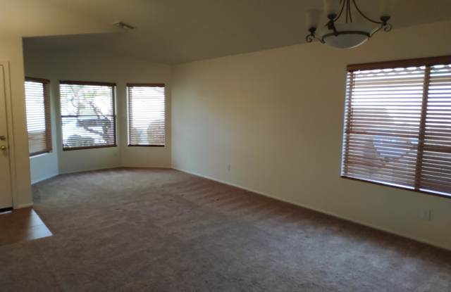 2423 W BLUE SKY Drive Gallery 3