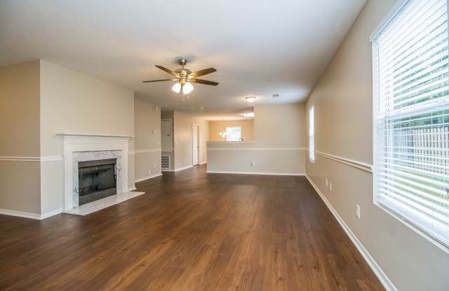 2776 Sutherland Dr Gallery 4