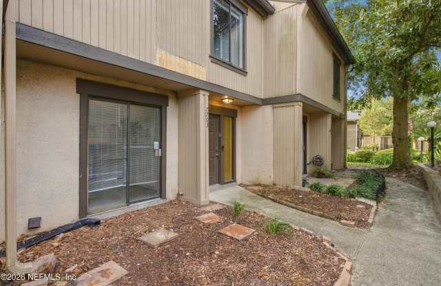 7703 LAS PALMAS Way Gallery 2