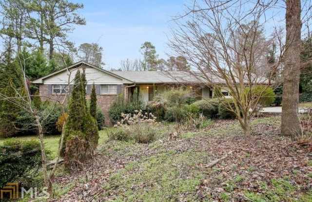 7235 Thornhill Ln Gallery 2