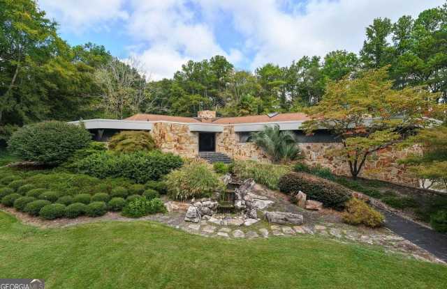 3905 Parian Ridge Road NW Gallery 2