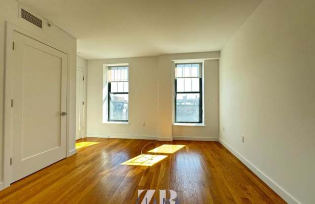 123 Parkside Avenue Gallery 4