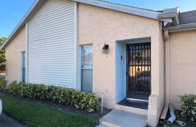 1 W COUNTRY COVE WAY photos photos