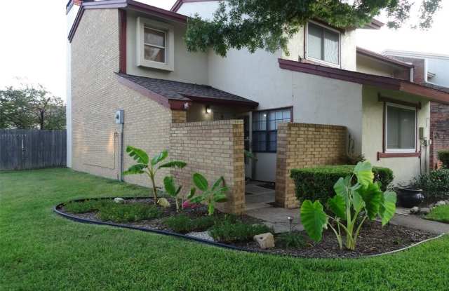 2002 Town Place - 2002 Town Place, Garland, TX 75041