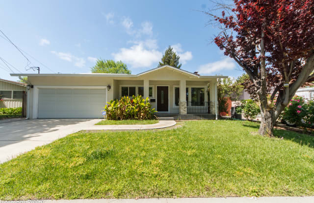 681 Georgia Ave photos photos