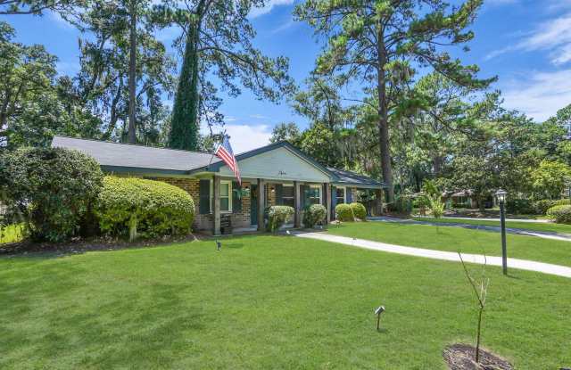 Fully Furnished Home in the Heart of Southside Savannah! Gallery 3