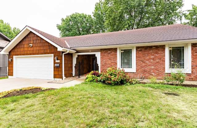 Beautiful 3 Bed Overland Park Ranch Home NEWLY REMODELED photos photos Beautiful 3 Bed Overland Park Ranch Home NEWLY REMODELED photos photos