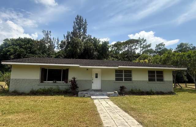 13886 N 22ND Road N photos photos