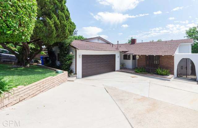 3128 Paraiso Way - 3128 Paraiso Way, La Crescenta-Montrose, CA 91214