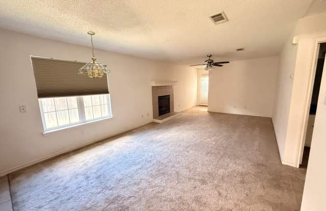 5706 Grinnell Street - A Gallery 4