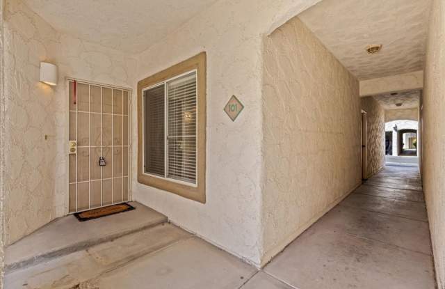Sleek 2 Bedroom Condo with 2 Car Garage Near Centennial Hills Gallery 3