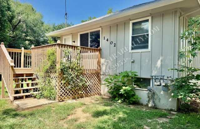 1402 South Harris Avenue photos photos