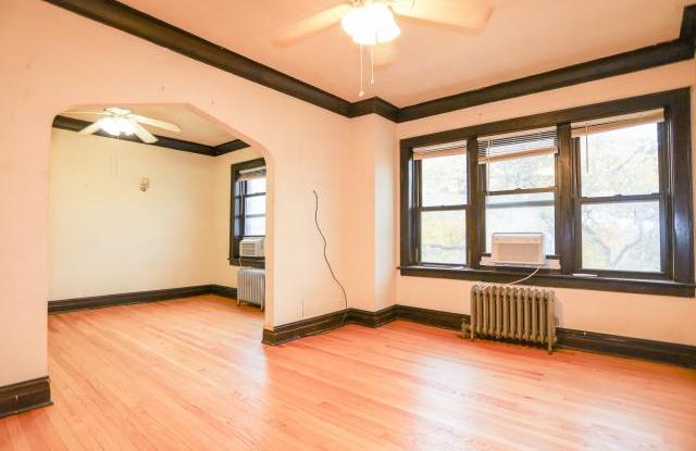 2035 West Wellington - 2035 West Wellington Avenue, Chicago, IL 60618