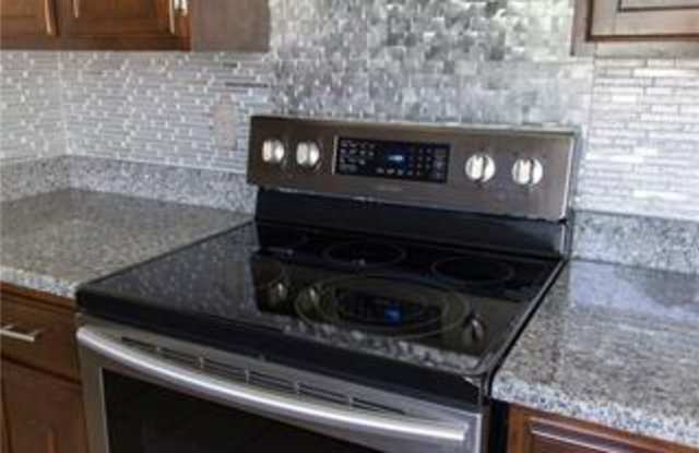 1313 Coffeyville Trail Gallery 3