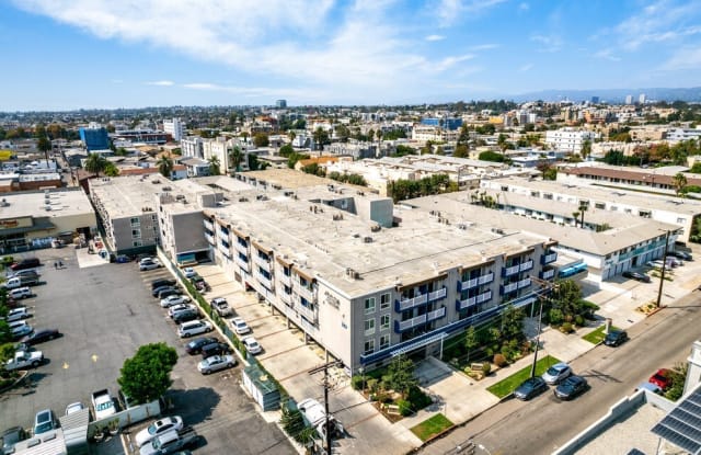 Clarington Apartments Gallery 2