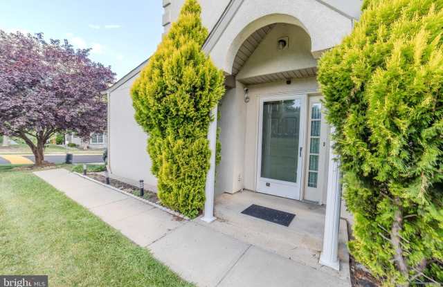 651 FAWN Circle Gallery 2