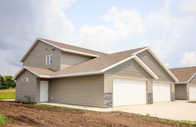 Newer 3 bed 2 bath in Tea Gallery 1
