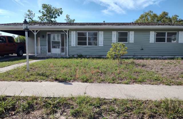 2 Bedroom, 1 bath, freshly painted, new appliances photos photos