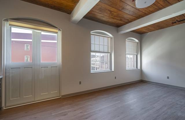 1-Bedroom/1-Bathroom Apartment - Brattleboro, VT. $1550/month, 585 sq.ft. ALL UTILITIES INCLUDED- Available 9/22/2025 photos photos