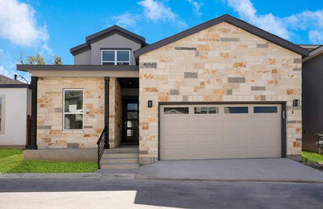 4-BEDROOM LUXURY HOME Gallery 3
