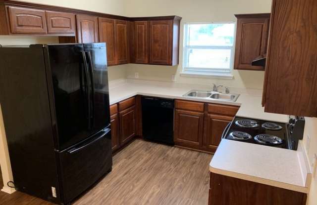 856 Robinson Court Gallery 3