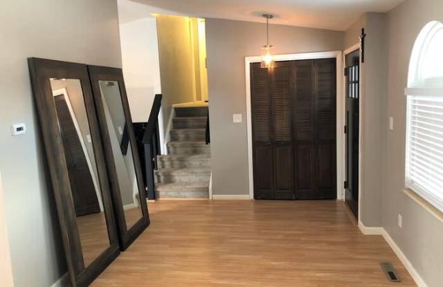 8432 Gray Court Gallery 3
