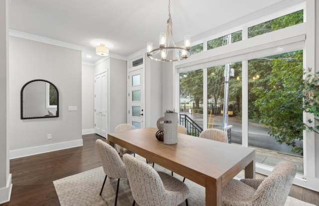 2974 Hermance Drive NE Gallery 4