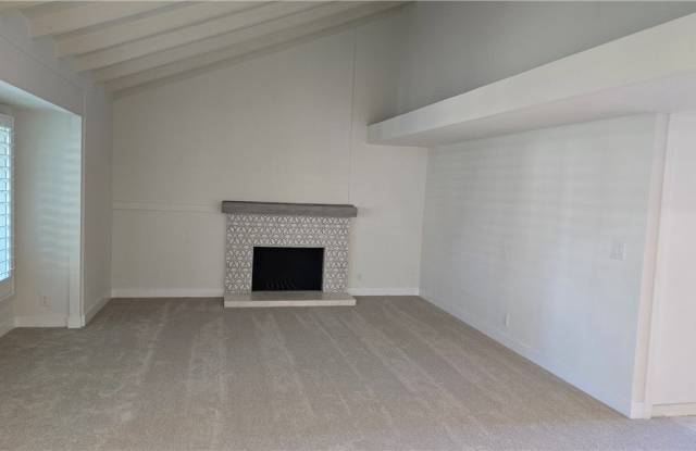 12742 Christy Lane Gallery 2