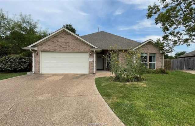 1102 Crested Point Court photos photos