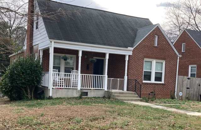 3 bedroom in Kirkwood - 2013 Fernwood Drive, Greensboro, NC 27408