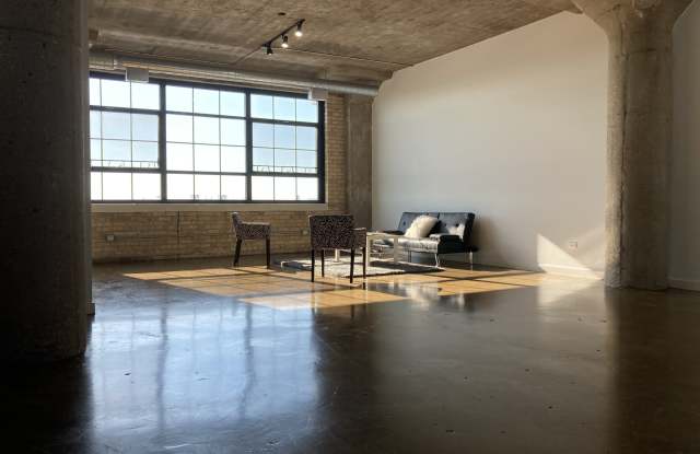 2620 West Washington Boulevard photos photos